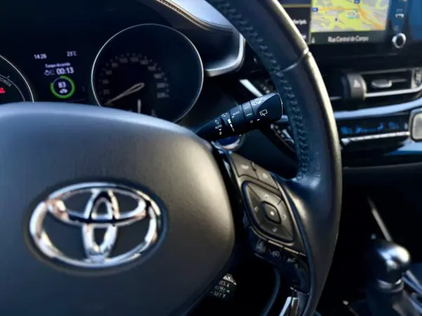 Toyota C-HR 2019 - 23950 EUR, 90000 km - AUTO.MOTO.pt - 90000km - foto 20 de 24
