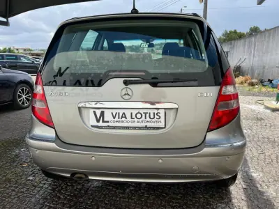Mercedes-Benz A 180 2007 - 7000 EUR, 280000 km - AUTO.MOTO.pt - 280000km - foto 5 de 6