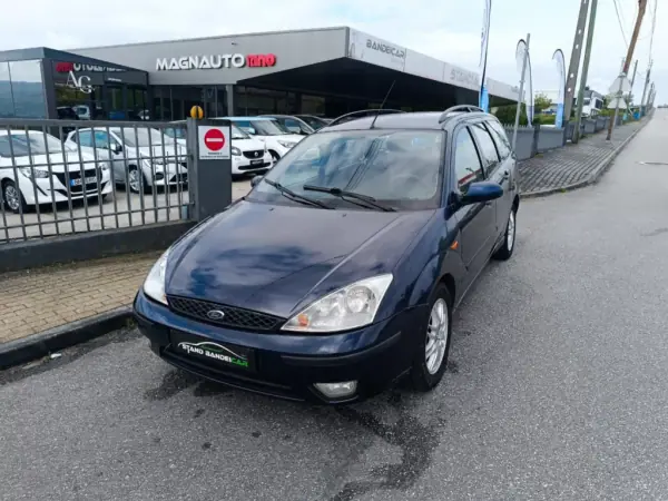 Ford Focus 2002 - 1800 EUR, 400000 km - AUTO.MOTO.pt - 400000km - foto 4 de 16