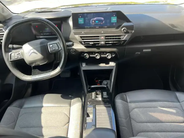 Citroën e-C4 2022 - 19900 EUR, 75680 km - AUTO.MOTO.pt - 75680km - foto 55 de 71