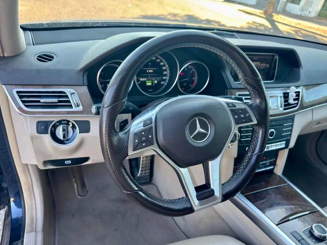 Mercedes-Benz E 300 BLUETEC HYBRID 2015 - 16000 EUR, 253000 km - 253000km - foto 6 de 15