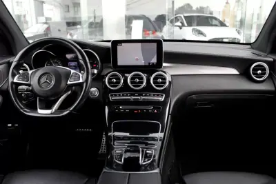 Mercedes-Benz GLC 250 2017 - 36990 EUR, 179000 km - AUTO.MOTO.pt - 179000km - foto 7 de 29