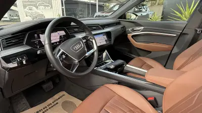 Audi e-tron Sportback 2022 - 32990 EUR, 82000 km - AUTO.MOTO.pt - 82000km - foto 31 de 43