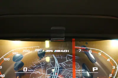 BMW Z4 2023 - 72500 EUR, 13000 km - AUTO.MOTO.pt - 13000km - foto 31 de 33