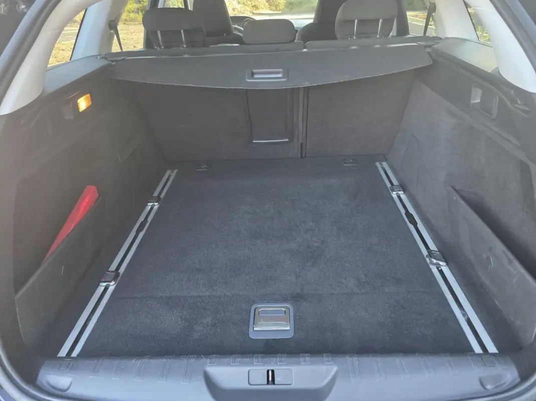 Peugeot 308 SW 2015 - 7500 EUR, 280000 km - 280000km - foto 33 de 56