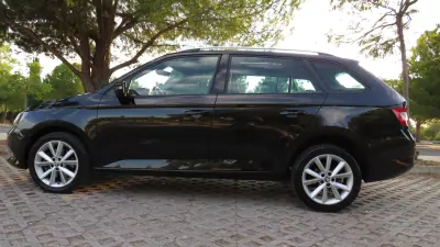 Skoda Fabia Break 2015 - 11800 EUR, 116000 km - 116000km - foto 13 de 29
