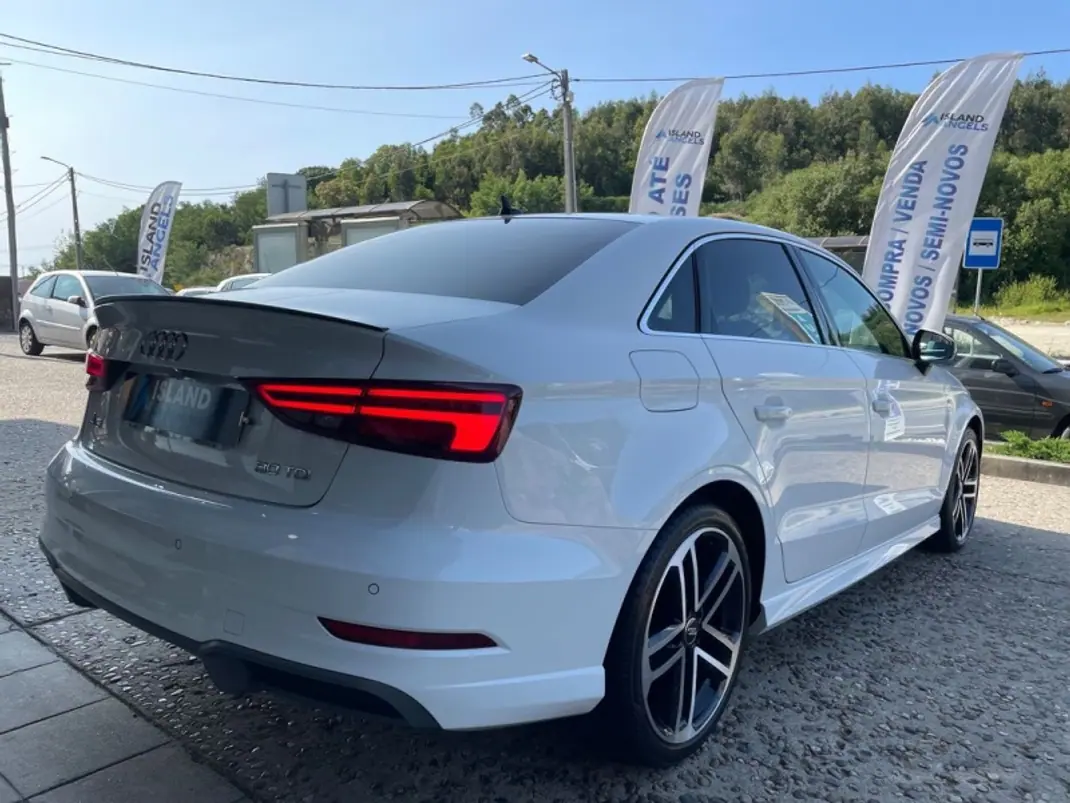 Audi A3 Limousine 2019 - 24999 EUR, 107600 km - AUTO.MOTO.pt - 107600km - foto 7 de 43