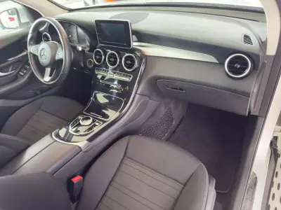 Mercedes-Benz GLC 250 2017 - 33990 EUR, 126652 km - AUTO.MOTO.pt - 126652km - foto 5 de 24