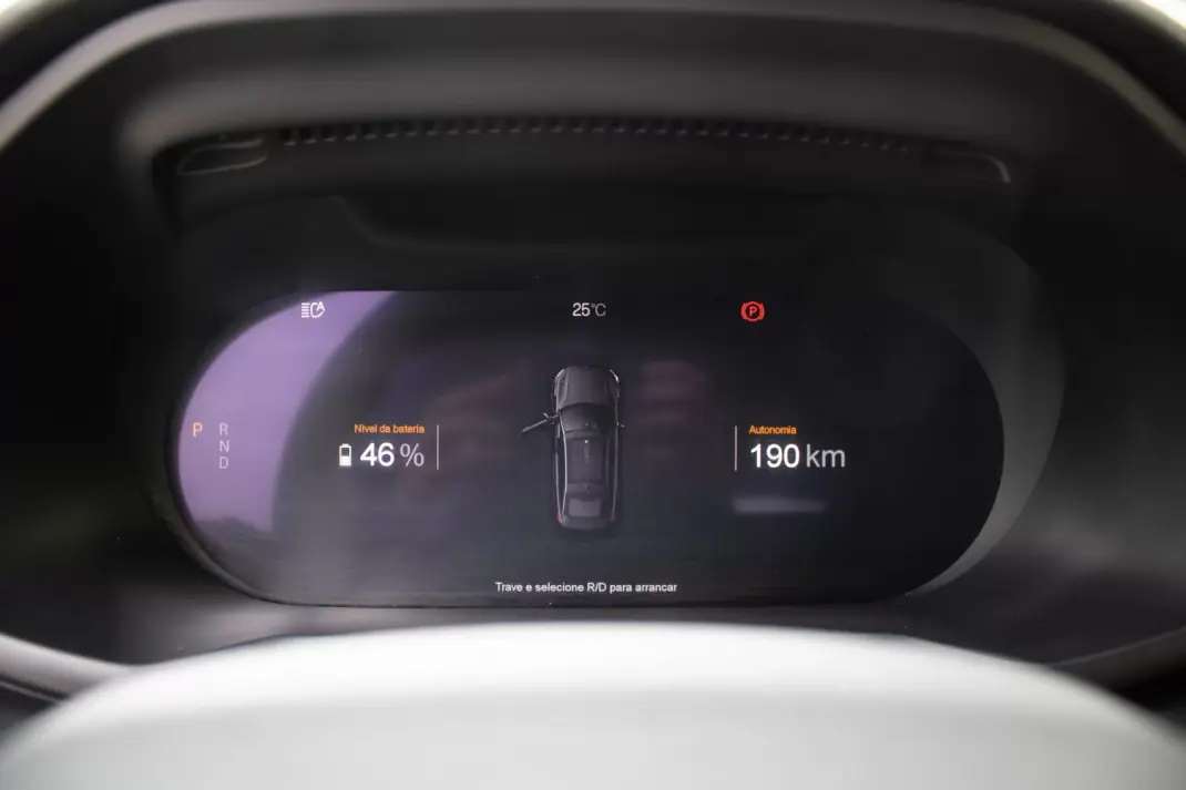 Polestar 2 2021 - 22500 EUR, 138000 km - AUTO.MOTO.pt - 138000km - foto 25 de 46