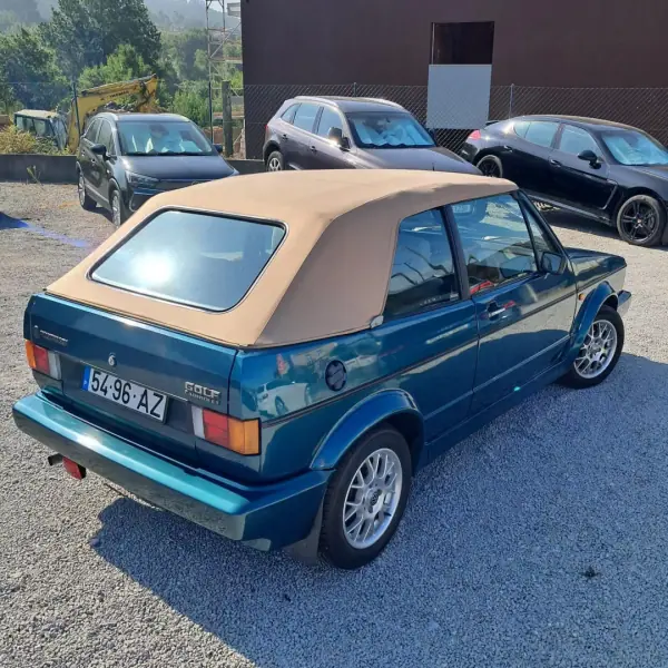 Volkswagen Golf Cabriolet 1992 - 10990 EUR, 108000 km - AUTO.MOTO.pt - 108000km - foto 7 de 15