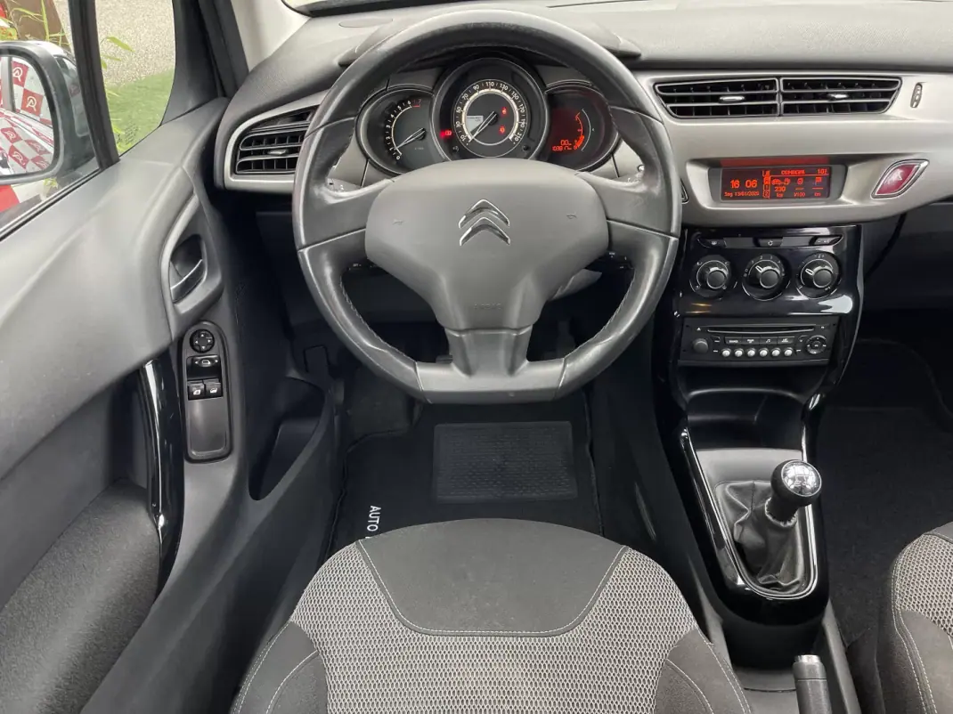 Citroën C3 2014 - 7490 EUR, 121390 km - 121390km - foto 9 de 19