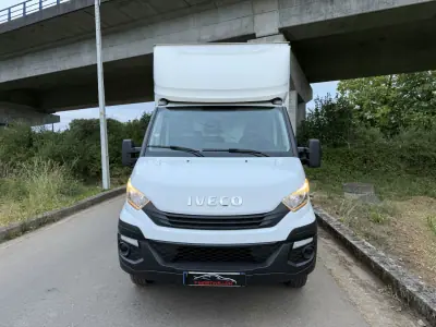 Iveco DAILY 35-140 CONTENTOR E PLATAFORMA 2018 - 29990 EUR, 81000 km - AUTO.MOTO.pt - 81000km - foto 4 de 28