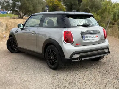 MINI Cooper 2023 - 23995 EUR, 20000 km - AUTO.MOTO.pt - 20000km - foto 47 de 52