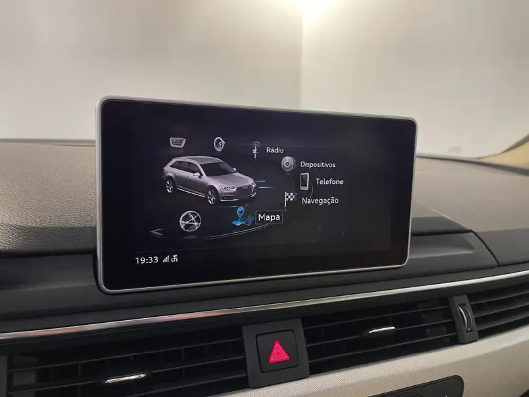 Audi A4 Avant 2017 - 19500 EUR, 148000 km - AUTO.MOTO.pt - 148000km - foto 21 de 35