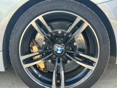 BMW M4 2018 - 52800 EUR, 183290 km - AUTO.MOTO.pt - 183290km - foto 15 de 17
