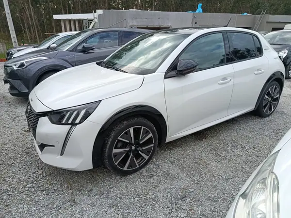 Peugeot 208 2020 - 14750 EUR, 43000 km - AUTO.MOTO.pt - 43000km - foto 4 de 6