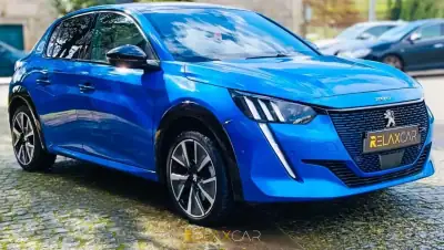 Peugeot e-208 2020 - 16000 EUR, 68000 km - AUTO.MOTO.pt - 68000km - foto 4 de 15
