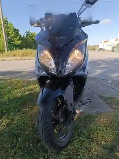 Kymco Xciting 400i ABS 2017 - 3000 EUR, 139500 km - 139500km - foto 2 de 3