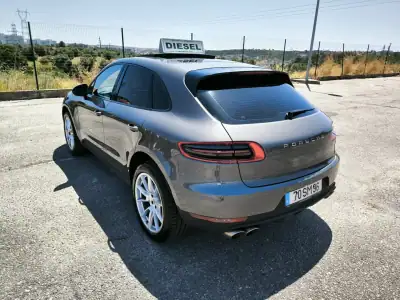 Porsche Macan 2014 - 42950 EUR, 177239 km - AUTO.MOTO.pt - 177239km - foto 5 de 59