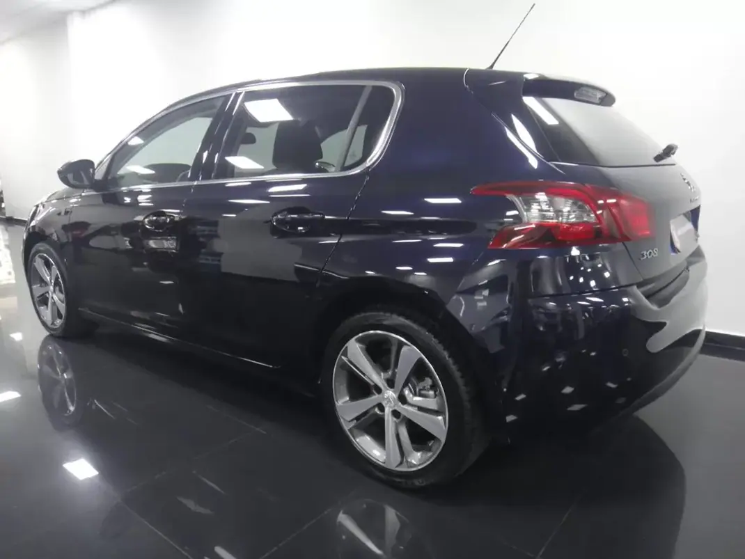 Peugeot 308 2019 - 14900 EUR, 50000 km - AUTO.MOTO.pt - 50000km - foto 29 de 51