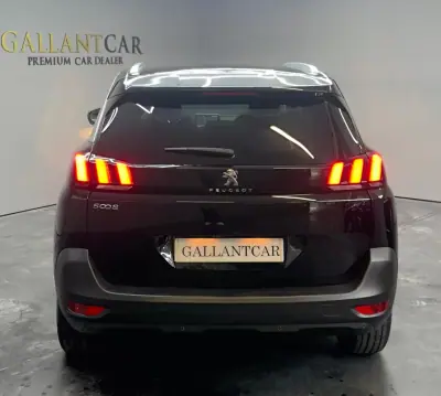 Peugeot 5008 2020 - 21000 EUR, 124000 km - AUTO.MOTO.pt - 124000km - foto 4 de 23