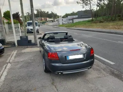 Audi A4 Cabrio 2014 - 10900 EUR, 193145 km - AUTO.MOTO.pt - 193145km - foto 13 de 34