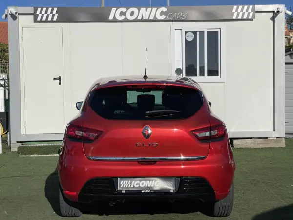 Renault Clio 2019 - 11990 EUR, 89900 km - AUTO.MOTO.pt - 89900km - foto 4 de 27