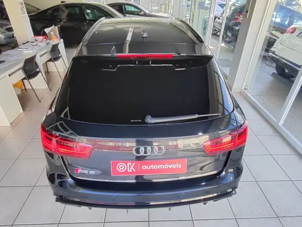 Audi RS6 Avant 2017 - 76500 EUR, 157500 km - AUTO.MOTO.pt - 157500km - foto 10 de 48