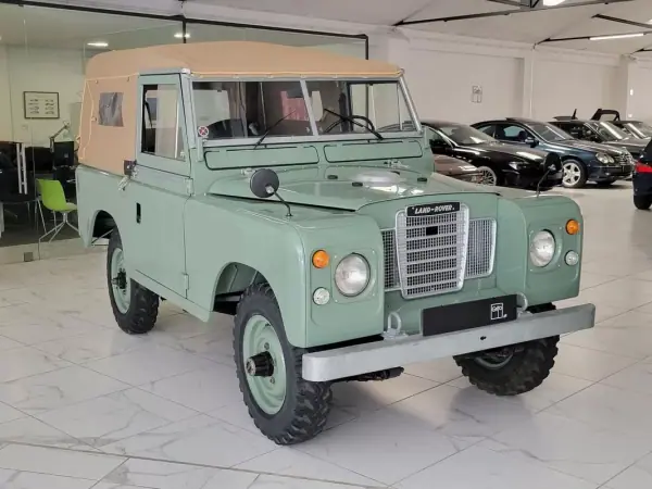 Land Rover Serie III 1973 - 35000 EUR, 87484 km - AUTO.MOTO.pt - 87484km - foto 2 de 47