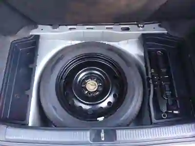 Toyota Corolla 2005 — photo 5 of 10