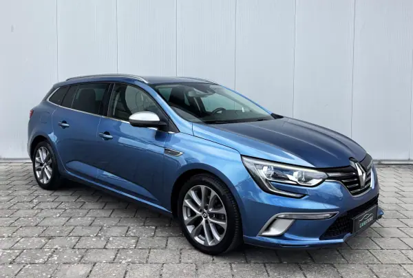 Renault Mégane Sport Tourer 2017 - 13990 EUR, 115000 km - AUTO.MOTO.pt - 115000km - foto 7 de 43