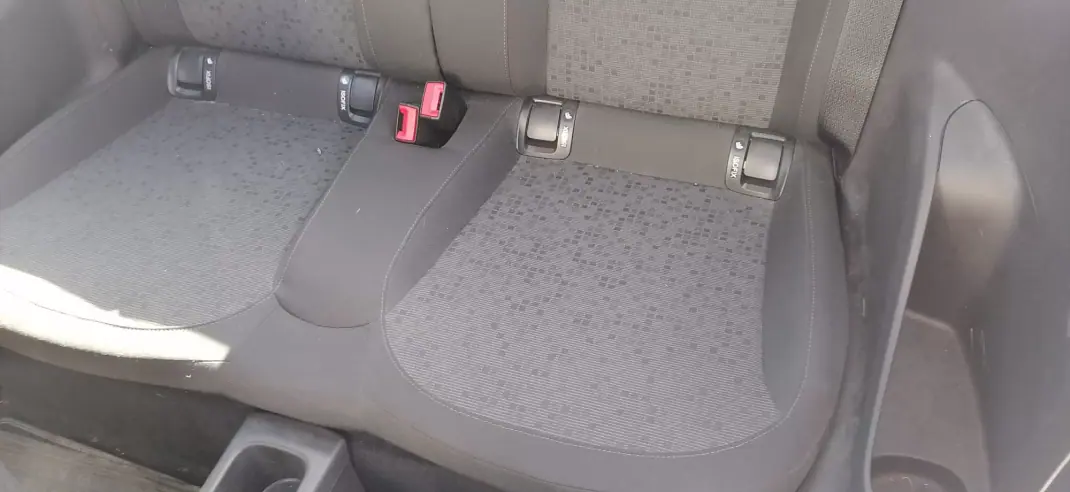 Opel Adam 2019 - 12800 EUR, 15040 km - AUTO.MOTO.pt - 15040km - foto 5 de 12