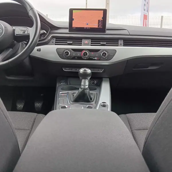 Audi A5 Sportback 2018 - 25900 EUR, 113660 km - AUTO.MOTO.pt - 113660km - foto 19 de 41