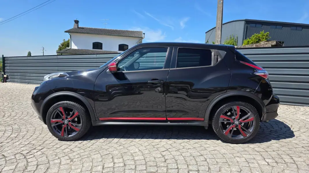 Nissan Juke 2015 - 12990 EUR, 142000 km - AUTO.MOTO.pt - 142000km - foto 2 de 30