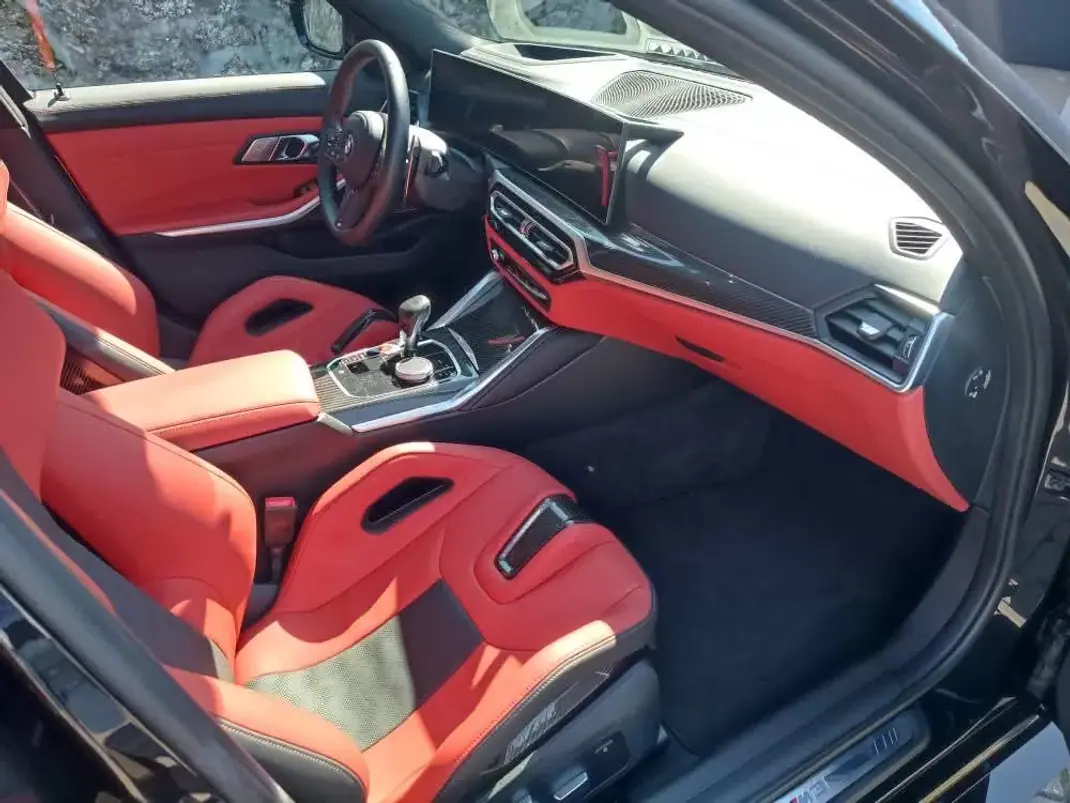 BMW M3 2023 - 114500 EUR, 11000 km - AUTO.MOTO.pt - 11000km - foto 26 de 30