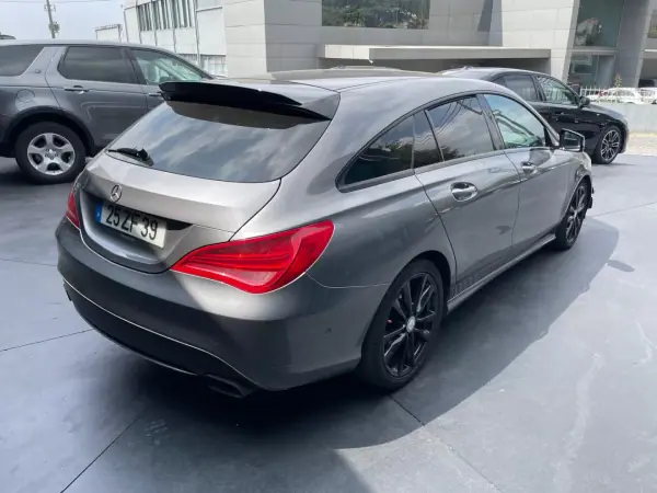 Mercedes-Benz CLA 200 2015 - 14900 EUR, 300000 km - AUTO.MOTO.pt - 300000km - foto 4 de 14