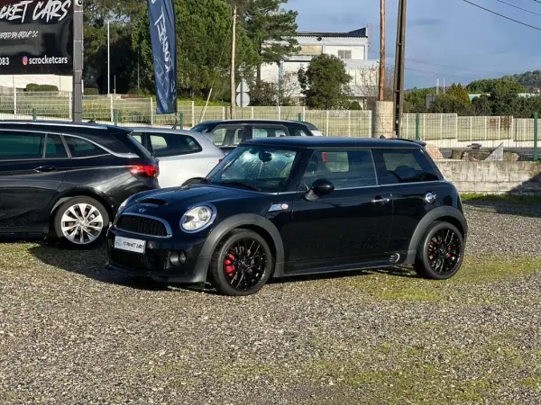 MINI Cooper 2012 - 12490 EUR, 129800 km - AUTO.MOTO.pt - 129800km - foto 20 de 20