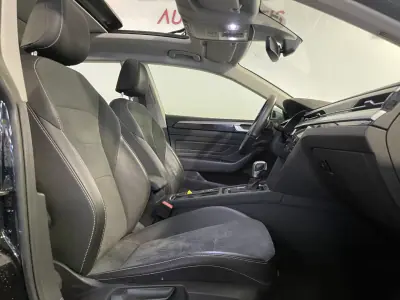 Volkswagen Arteon Shooting Brake 2021 - 27950 EUR, 91000 km - AUTO.MOTO.pt - 91000km - foto 18 de 41