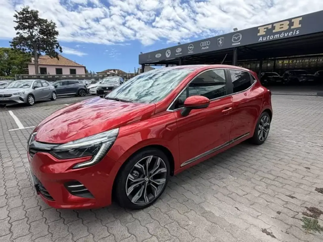 Renault Clio 2021 - 15900 EUR, 84992 km - AUTO.MOTO.pt - 84992km - foto 1 de 12