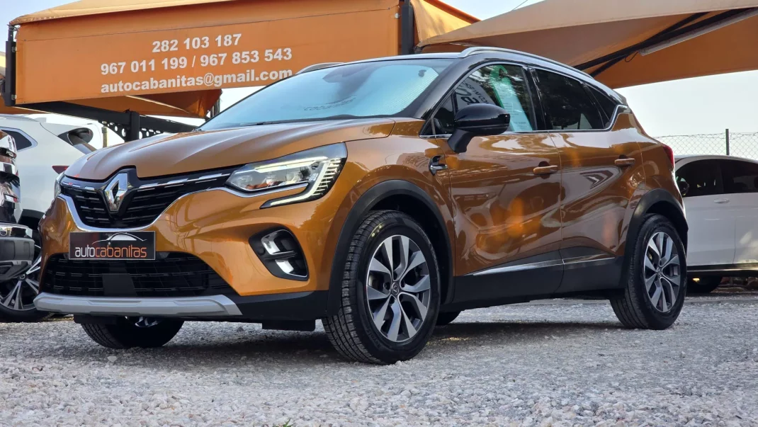 Renault Captur 2021 - 18500 EUR, 53600 km - AUTO.MOTO.pt - 53600km - foto 6 de 22