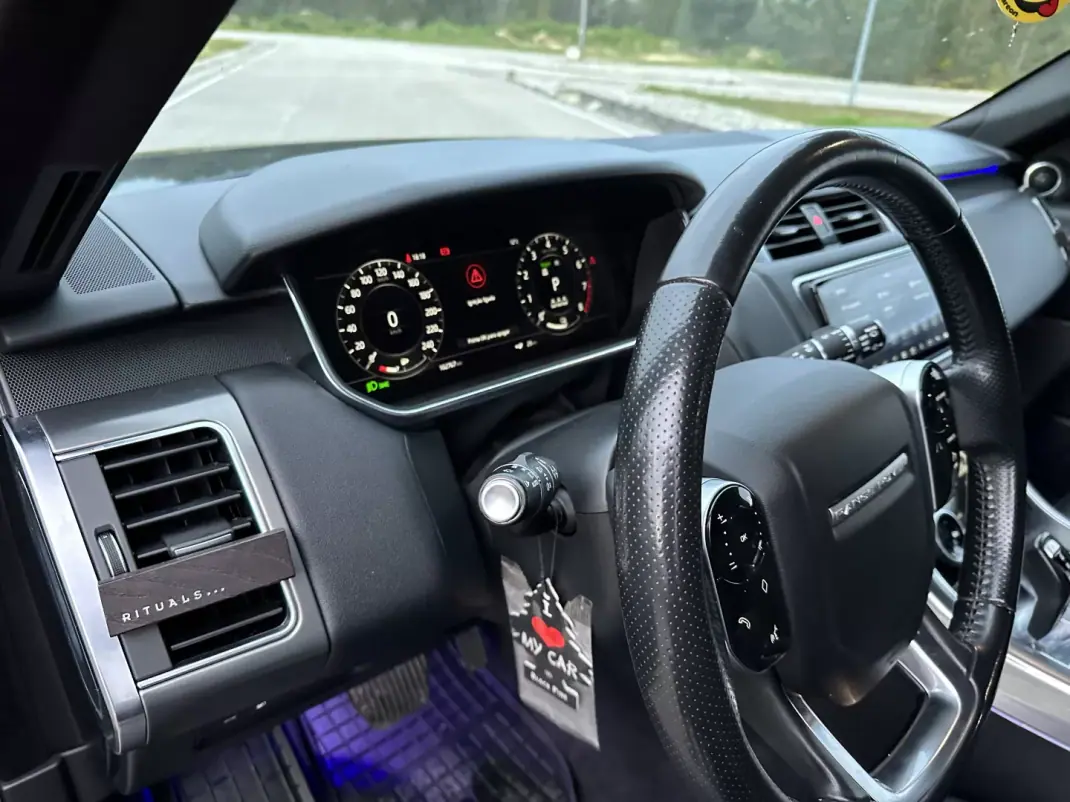 Land Rover Range Rover Sport 2019 - 59990 EUR, 129000 km - AUTO.MOTO.pt - 129000km - foto 8 de 13