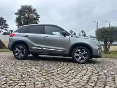 Suzuki Vitara 2015 — foto 4 de 15