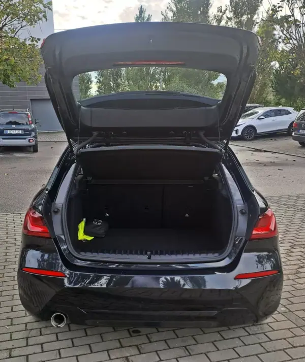 BMW 116 2021 - 18000 EUR, 129000 km - AUTO.MOTO.pt - 129000km - foto 18 de 24