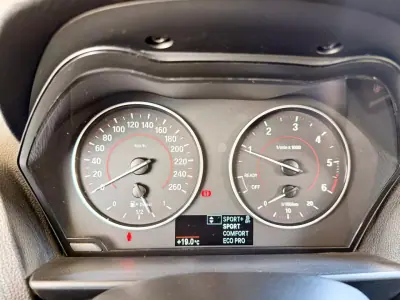 BMW 116 2015 - 13950 EUR, 190300 km - 190300km - foto 17 de 26