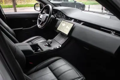 Land Rover Range Rover Evoque 2025 - 48990 EUR, 16300 km - 16300km - foto 22 de 39