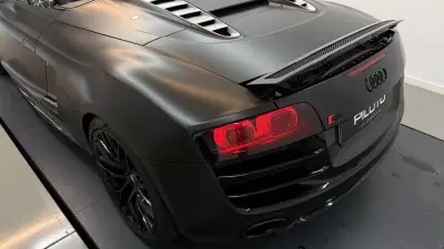 Audi R8 Spyder 2012 - 119990 EUR, 88858 km - AUTO.MOTO.pt - 88858km - foto 9 de 24