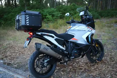 KTM 1290 Super Adventure 2023 - 17990 EUR, 32000 km - AUTO.MOTO.pt - 32000km - foto 45 de 46