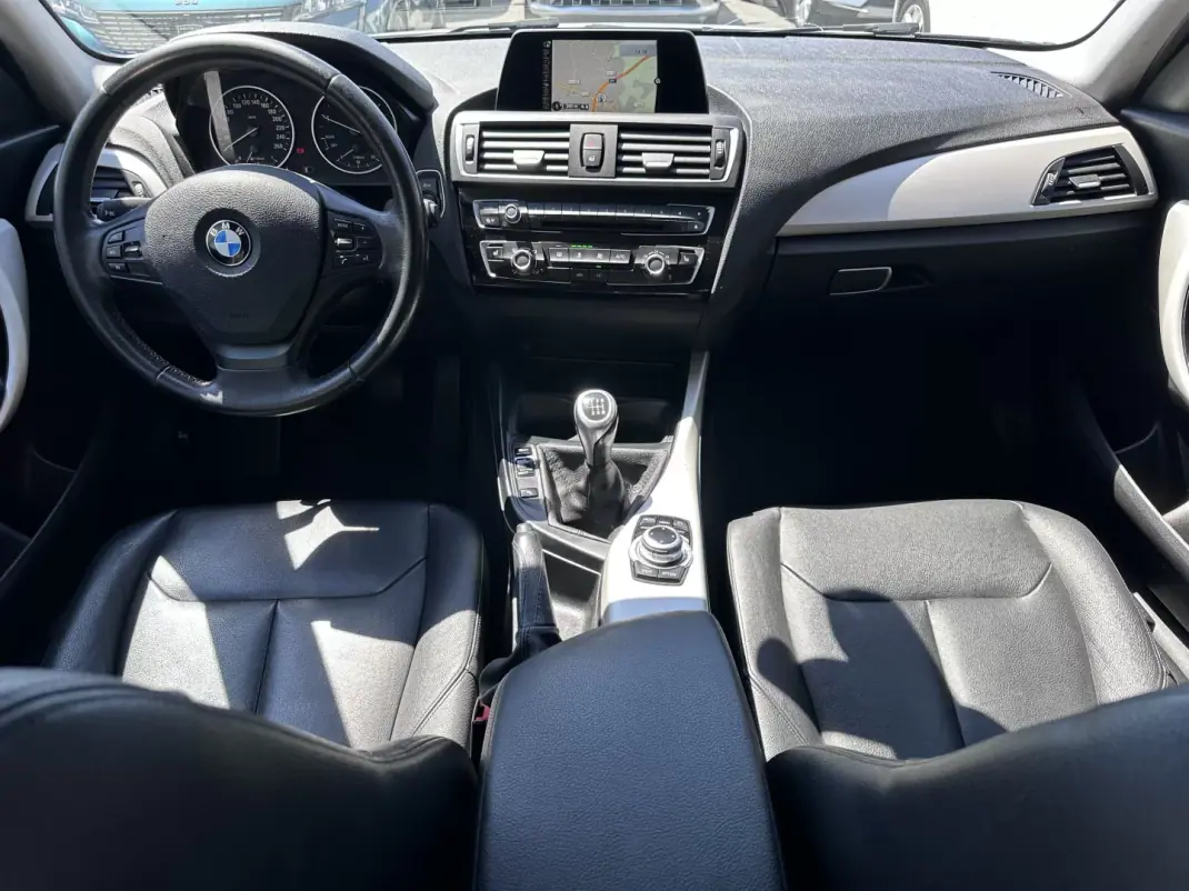 BMW 116 2015 - 14500 EUR, 200000 km - AUTO.MOTO.pt - 200000km - foto 30 de 50
