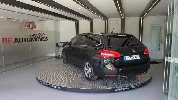 Peugeot 308 SW 2017 - 9500 EUR, 192522 km - 192522km - foto 3 de 56
