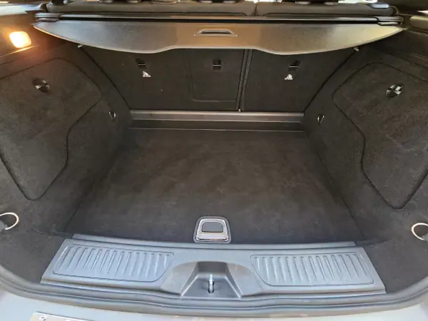 Mercedes-Benz B 180 2017 - 21900 EUR, 41938 km - AUTO.MOTO.pt - 41938km - foto 19 de 26